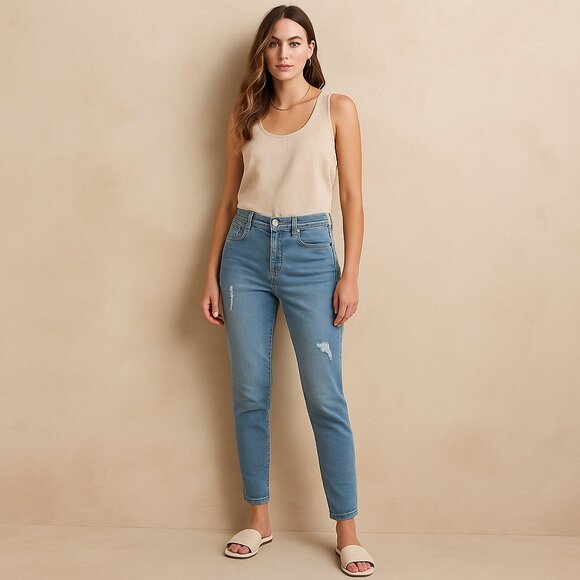 Just USA Denim - JustUSA Light Wash Mid-Rise Distressed Boyfriend Jeans Size 31